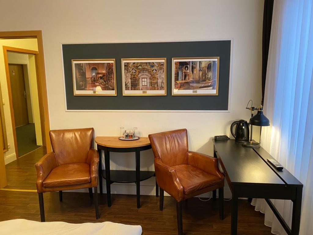 Hotel Niedersachsen Quakenbrück エクステリア 写真